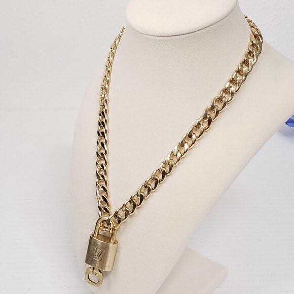 Louis Vuitton Lock & Key Gold with Unbranded Cuban Style Gold Plated Chain - Picture 8 of 8
